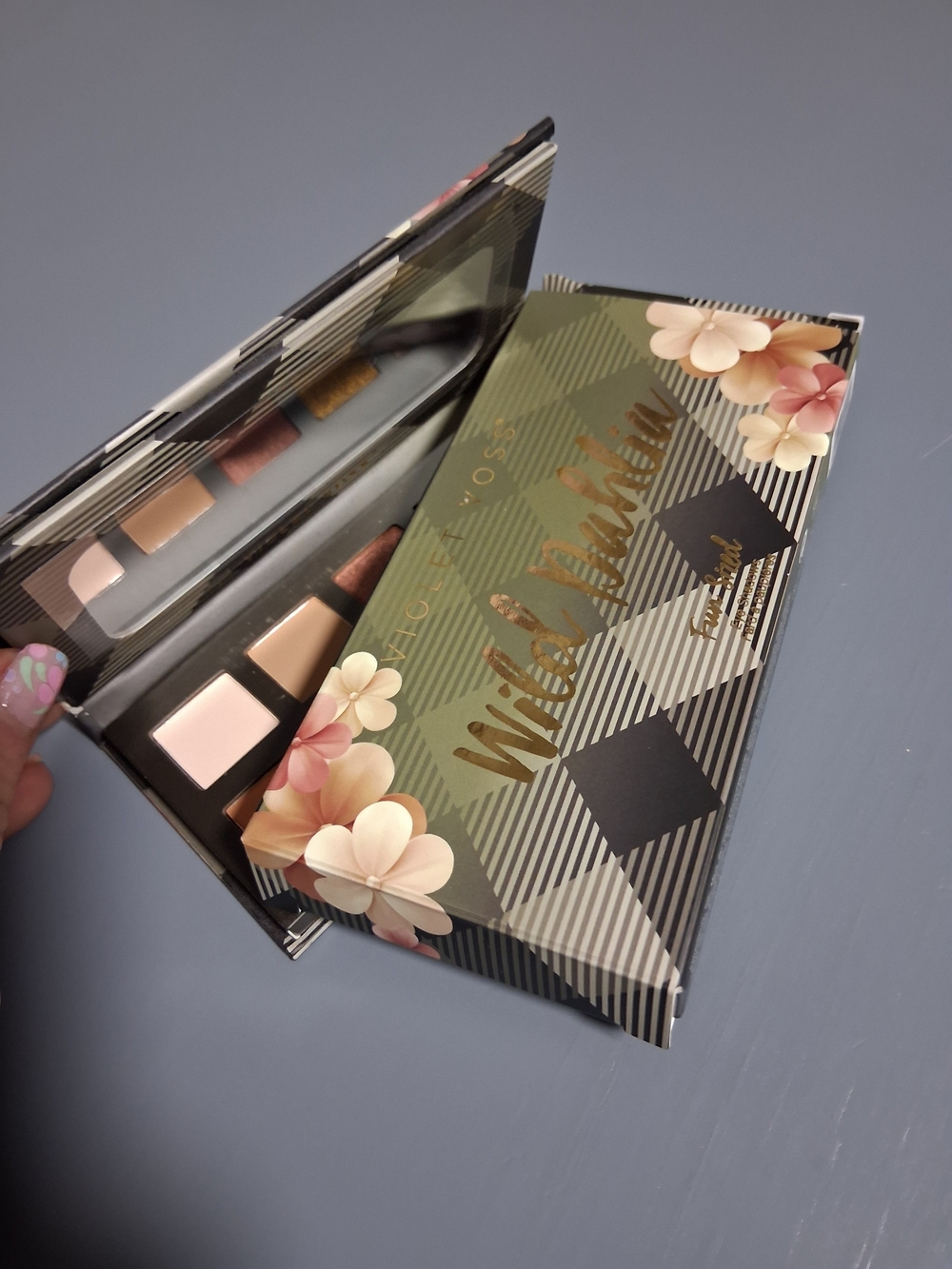 🎀 3 For $15 Or 5 For $25-Violet Voss Fun Sized Wild Dahlia Eyeshadow Palette